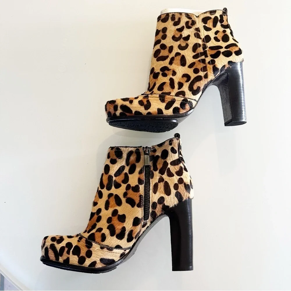 NWOB Beverly Feldman Leopard Print Calf Hair Zip Up Ankle Booties Size 7.5 M